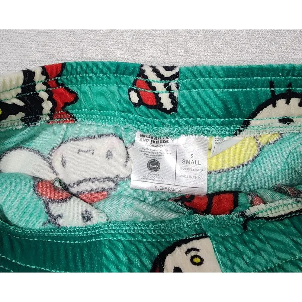 Hello kitty and friends Christmas pajamas small